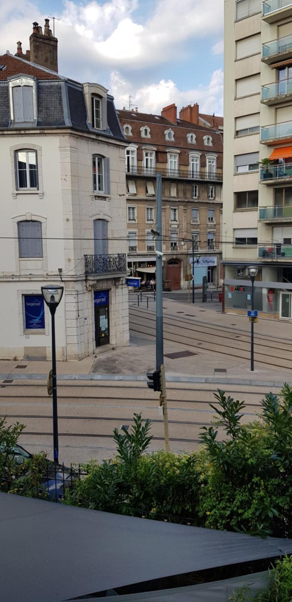 Le Carnot 2 Appartement Besançon Buitenkant foto